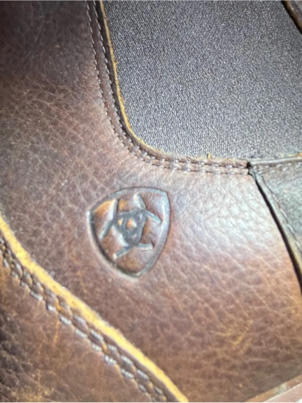 Ariat waterproof 13D Chelsea Boots